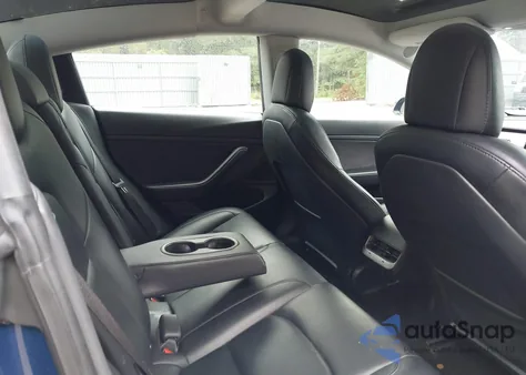 2021 Tesla Model 3 Standard Range Plus Rear-Wheel Drive из США, поврежденный, VIN 5YJ3E1EA6MF854617